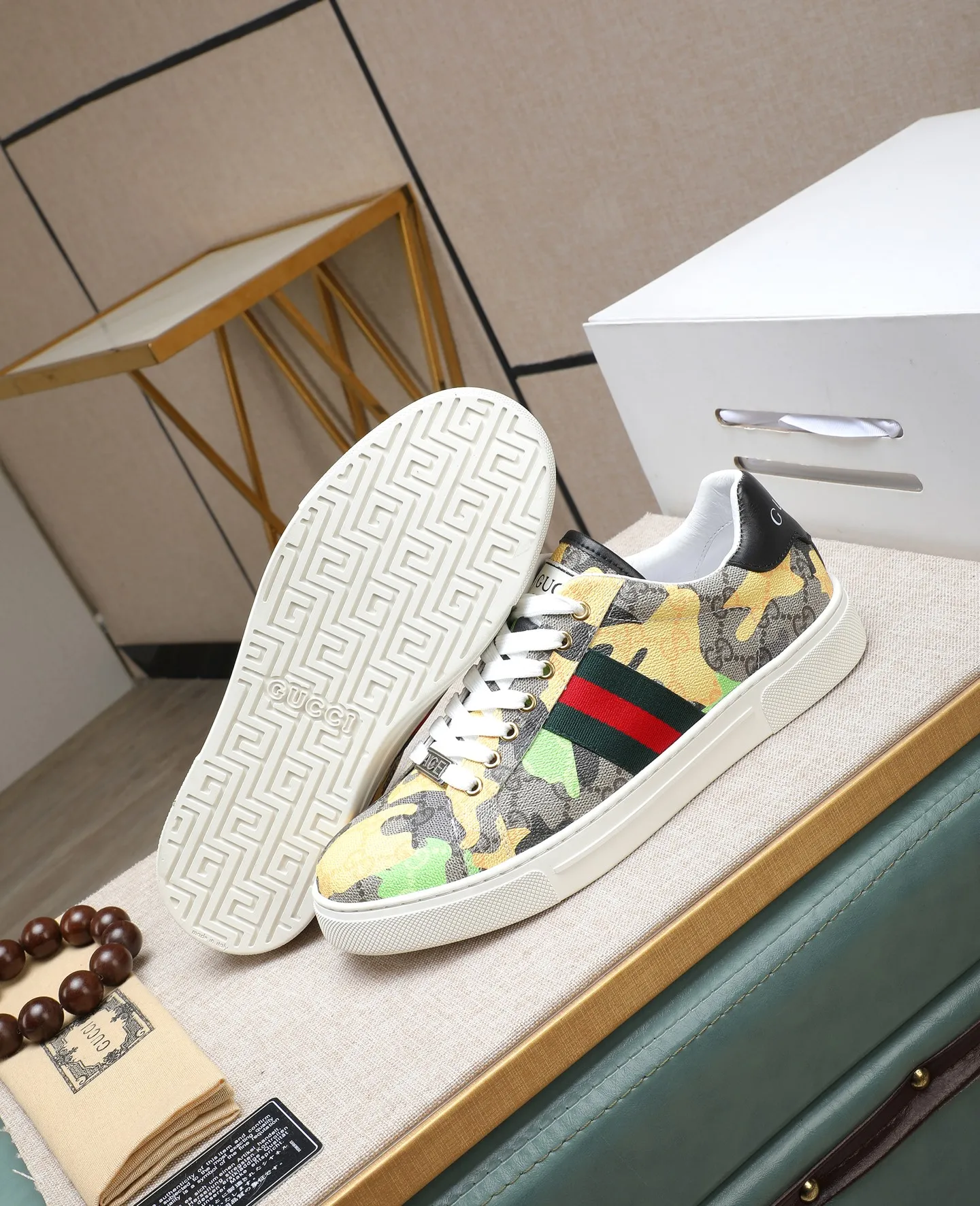 Men's men's shoes 💰440 GUCCI🔍🔍The latest model is on sale at the same time at the counter. Original calfskin imported from Italy, genuine leather lining, (high-end, noble, and classy) with exquisite workmanship. Sole: Original sole provided by the original factory, ⚠Exclusive double-layer movable molded sole super comfortable⚠, real shot 🎬The real thing is better🔍🔍"High quality·Follow the order" Code number 38-44